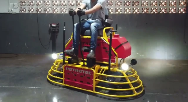 Como operar corretamente a acabadora dupla de concreto PTD 36 e 46